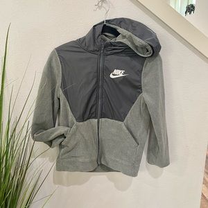 Nike zip up hoodie for boys